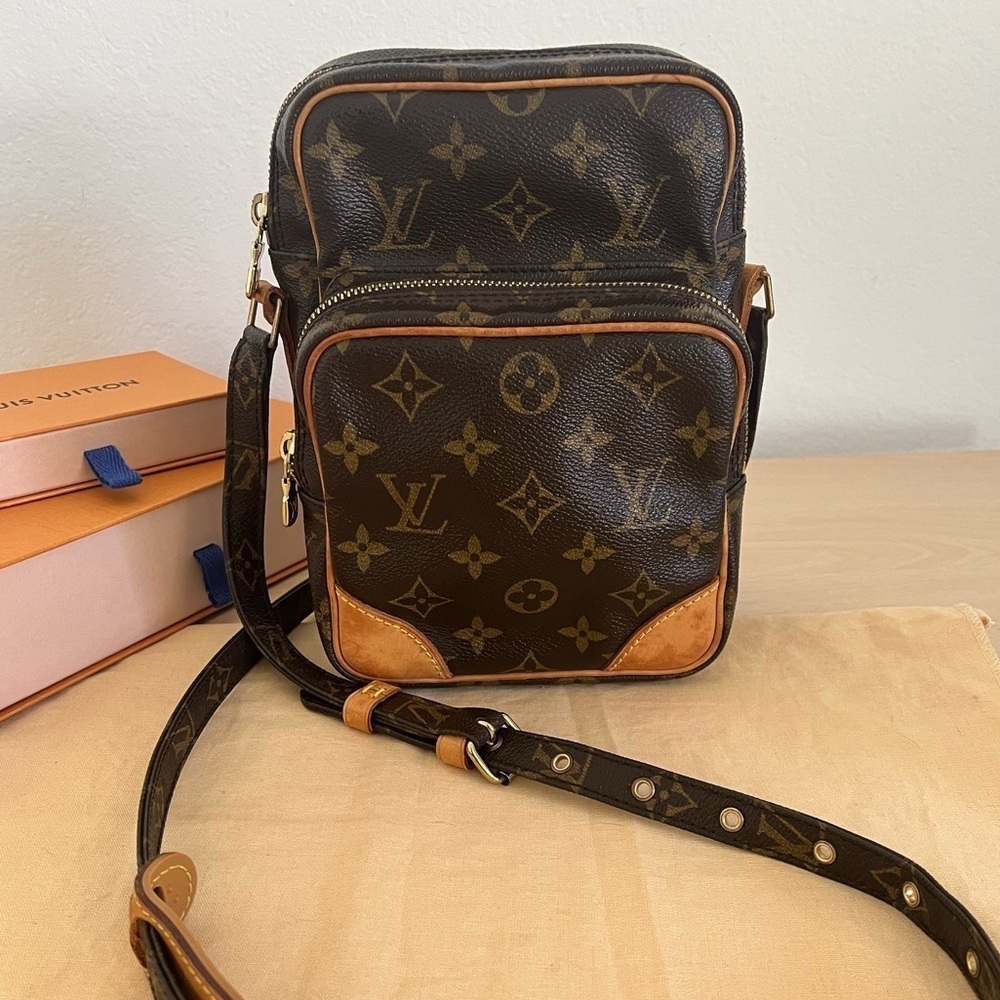 ❗️Sold❗️Louis Vuitton Amazon Crossbody PM Vintage EUC Circa 2003